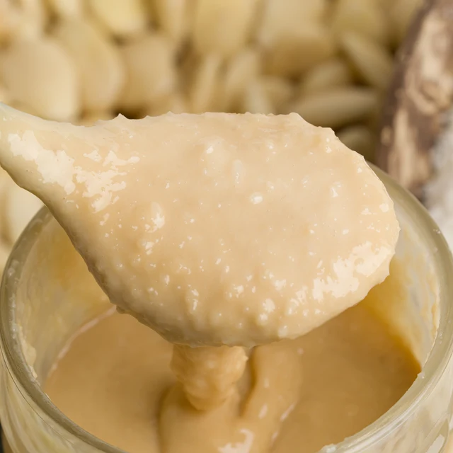 100% Almond & Coconut Cream - Image 3